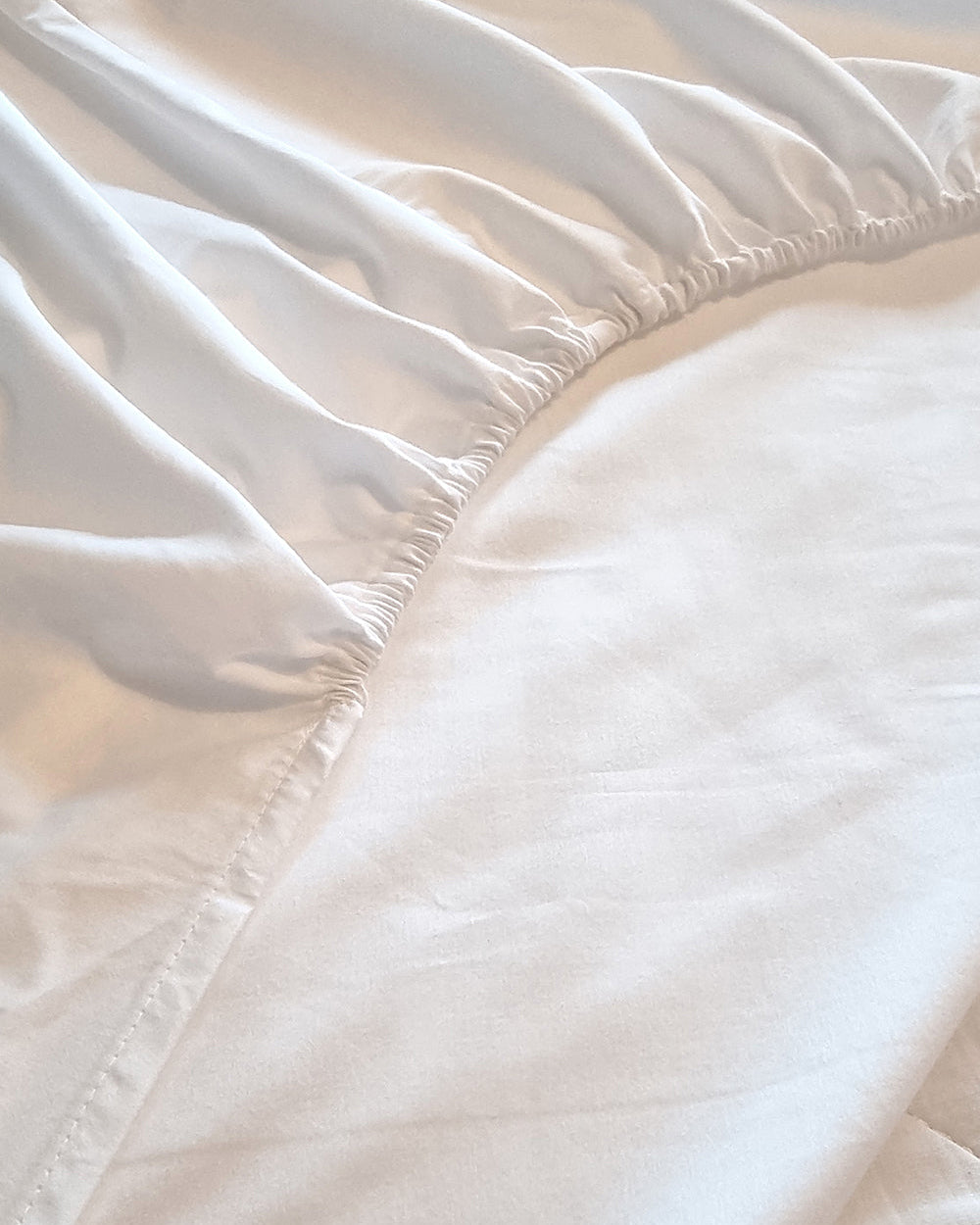 Hvidt Percale Faconlagen